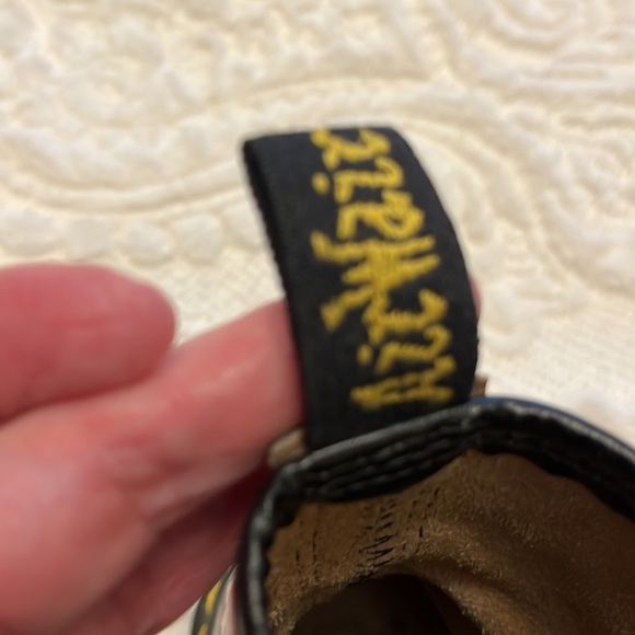 Rare Vintage 1990s Doc Martens. - Picture 3 of 7